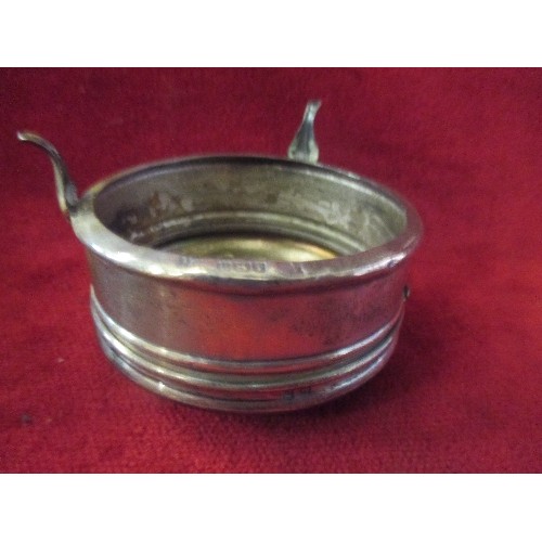 140 - QUANTITY OF HALLMARKED SCRAP SILVER. 280 GRAMS UNWEIGHTED, 340 GRAMS WEIGHTED (HANDLES OF BRUSH AND ... 