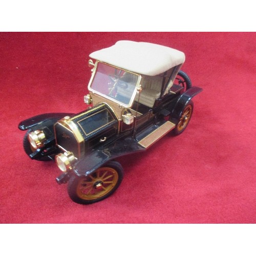 367 - FRANKLIN MINT DIE CAST 1:24 SCALE 1910 CADILLAC MODEL THIRTY ROADSTER - OPENING BONNET - WITH CERTIF... 