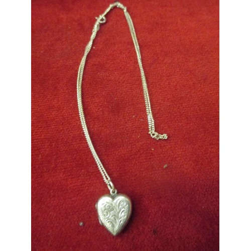 45 - SILVER HALLMARKED HEART LOCKET ON 925 SILVER CHAIN. LOCKET BIRM 1911