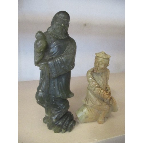 32 - A 19TH CENTURY CHINESE SPINACH JADE FIGURE OF SHOU LAO AND A 19TH CENTURY SOAPSTONE FIGURE OF A FISH... 