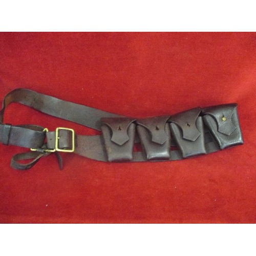 315 - BOER WAR LEATHER AMMUNITION BANDOLIER FOR MOUNTED CAVALRY TROOPERS - LEATHER IN GOOD CONDITION