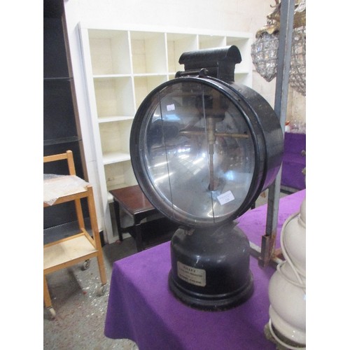 224 - A 1940'S FL6 TILLEY (HENDON, ENGLAND) FLOODLIGHT PROJECTOR PRESSURE LAMP - REGISTERED NO 762129 - OF... 