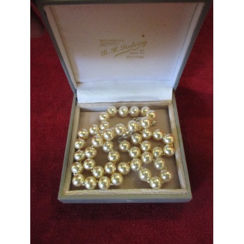 47 - A GOOD SET OF ROSITA SIMULATED PEARLS - 47 CM LONG