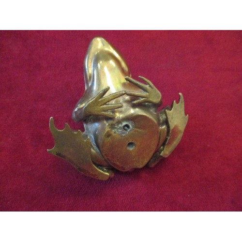 65 - INTERESTING VINTAGE BRONZE FROG WITH DIAMANTE EYES. MYSTERY OBJECT, HEAVY AND HAS A RATTLE AND APPEA... 