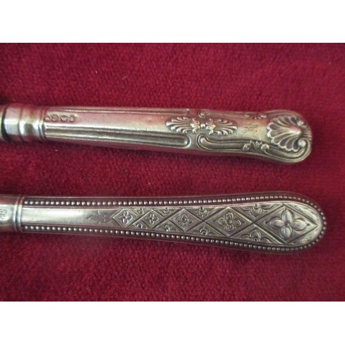 138 - SILVER CUTLERY ETC INC A PAIR OF KNIFE RESTS , SHEFFIELD 1896 (A PRONG MISSING ON ONE). SUGAR NIPS W... 