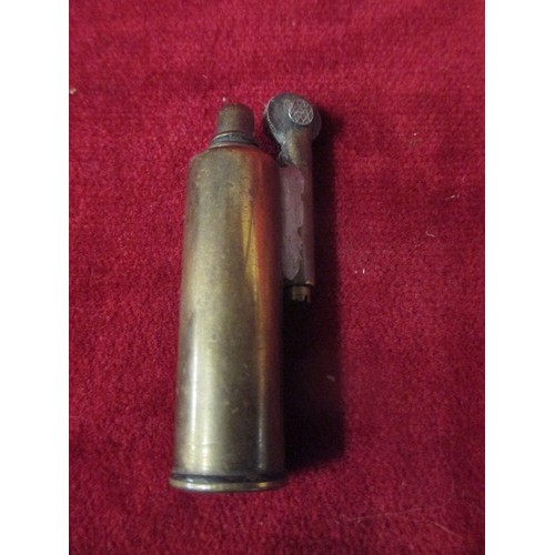 72 - A VERY GOOD COLLECTION OF ANTIQUE CIGARETTE LIGHTERS INCLUDING AN ORIGINAL WW1 BULLET TRENCH LIGHTER... 