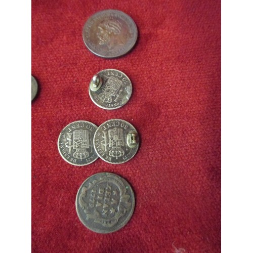 106 - BOXED OF MIXED COINS INC NETHERLANDS ZELAN DIA 1779, THREE SPANISH SILVER 50 CENTS COINS (MADE INTO ... 