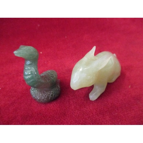 152 - TWO VINTAGE CHINESE JADE CARVINGS OF A RABBIT (5CM L) AND A SNAKE (4CM H)