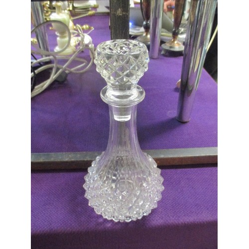 258B - GLASS CLARET JUG WITH PLATED TOP TOGETHER WITH A CRYSTAL D'ARQUES FRANCE BOXED DECANTER