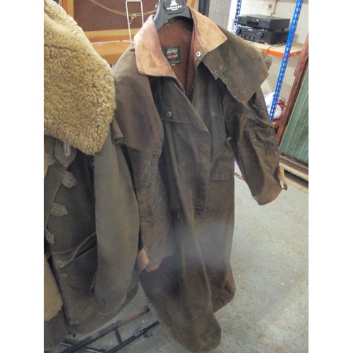 246B - GENTS VINTAGE SHEEPSKIN LINED KHAKI CANVAS COAT TOGETHER WITH A WAXED STOCKMAN JACKET