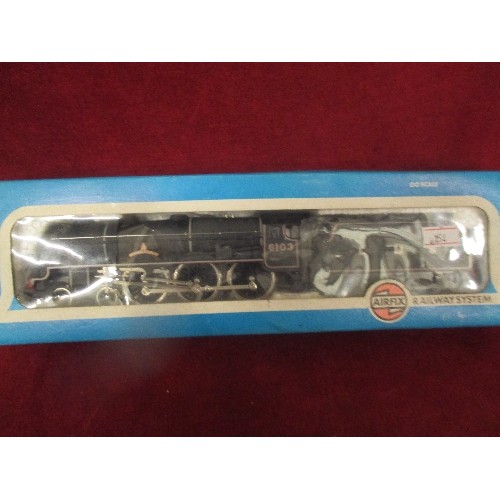 62 - AIRFIX RAILWAY SYSTEM - ROYAL SCOTS FUSILIER L.M.S. LIVERY 54120-0, 00 SCALE