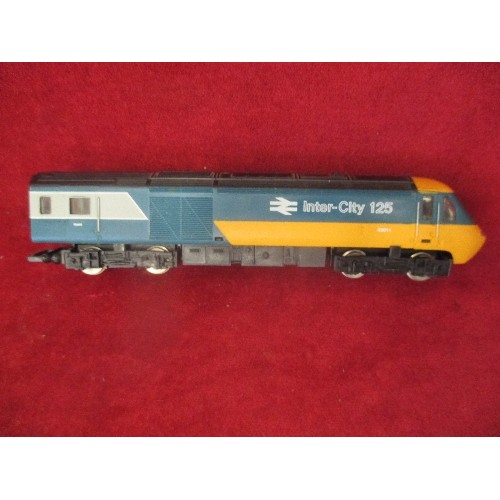 94 - INTER-CITY 125, 4310 HORNBY AND 43011 HORNBY  LOCO,  HORNBY R439-0020 CARRIAGE IN A ALUMINIUM CASE