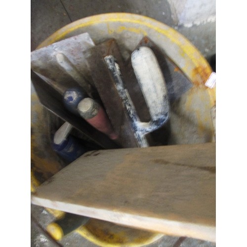 144 - BUCKET OF BRICKLAYER/ PLASTERERS TOOLS