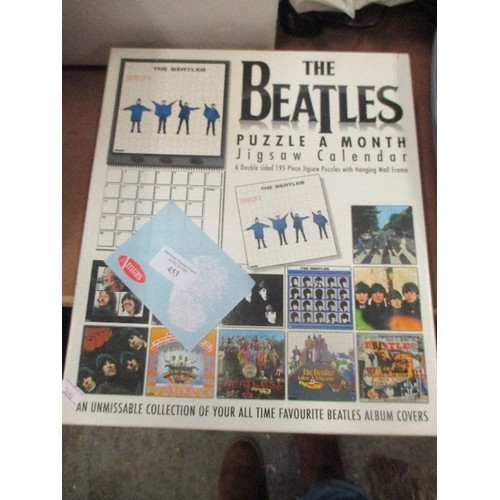 453 - THE BEATLES PUZZLE A MONTH JIGSAW CALENDAR WITH BEATLES ALBUM COVERS - AS NEW IN BOX