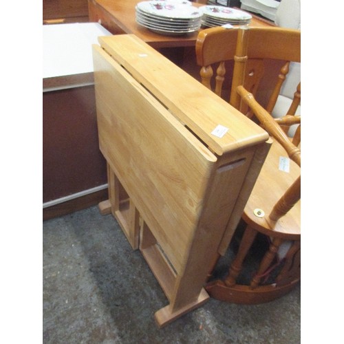 492 - GATELEG FOLDING TABLE - FOLDS DOWN VERY NARROW. OPEN SIZE - 100CM X 62CM