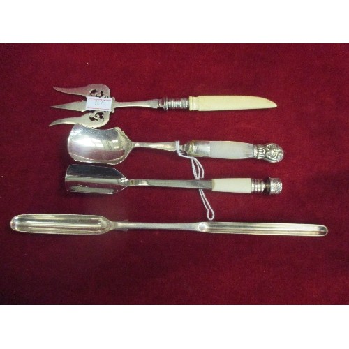 19 - FOUR ITEMS OF ANTIQUE CUTLERY INCLUDING MARROW SCOOP, BREAD FORK