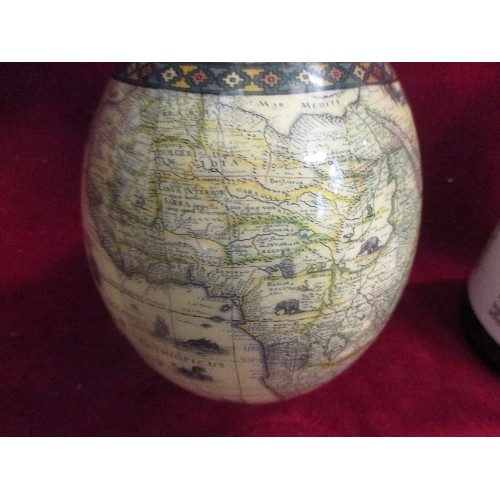 2 - A BEAUTIFUL DECORATED OSTRICH EGG WITH SAHARA SCENE AND MAP OF AFRICA. POSS BY MASSINI