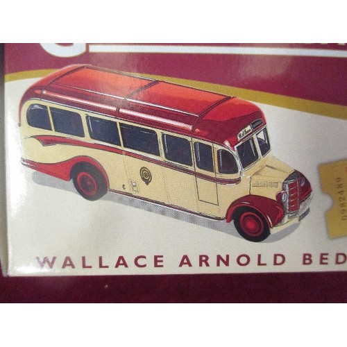 60 - 2 GREAT BRITISH BUSES VEHICLES INCLUDING LONDON TRANSPORT RTW DOUBLE DECKER AND WALLACE ARNOLD BEDFO... 