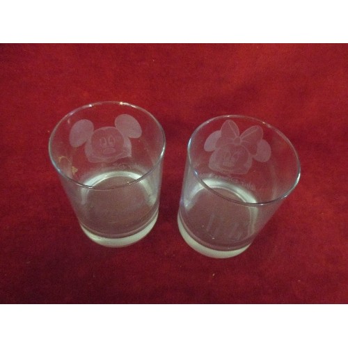 71 - TWO DISNEY WORLD ETCHED GLASS MUGS, WITH MICKEY AND MINNIE MOUSE, 