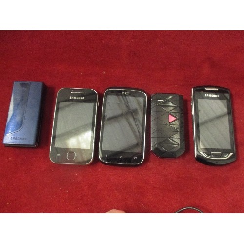 107 - BOX OF MOBILE PHONES INC SAMSUNG, NOKIA ETC