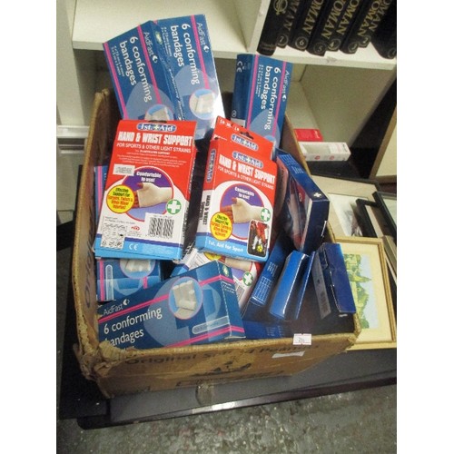 151 - BOX OF BANDAGES AND SUPPORTS - ALL AS NEW IN PACKAGING - HAND AND WRIST SUPPORTS, CONFORMING BANDAGE... 