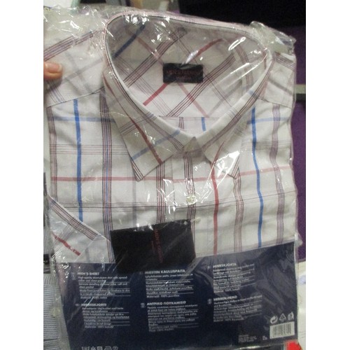 163 - 10 MENS SHIRTS AND 2 THERMAL VESTS - ALL AS NEW IN PACKAGING  -SIZE 17 . LARGE