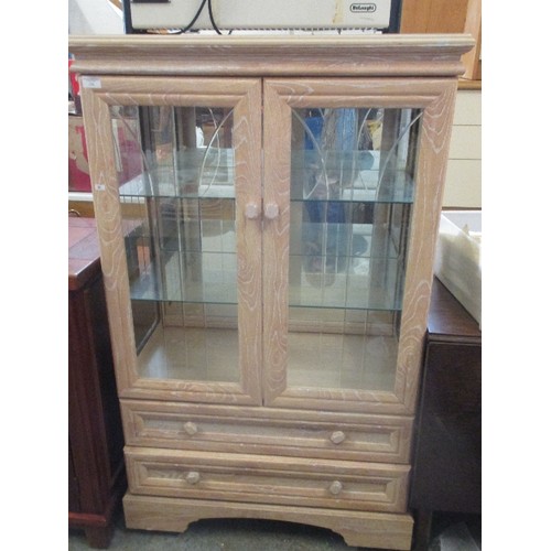 256 - SIDE CABINET WITH TWO DRAWERS IN A LIMED OAK FINISH - GLASS DOORS AND SHELVES