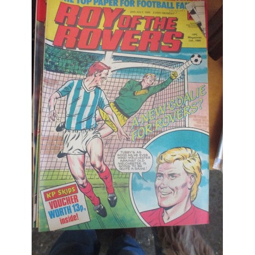 216 - QUANTITY OF VINTAGE ROY OF THE ROVERS AND BEEZER COMICS FROM THE 1980'S