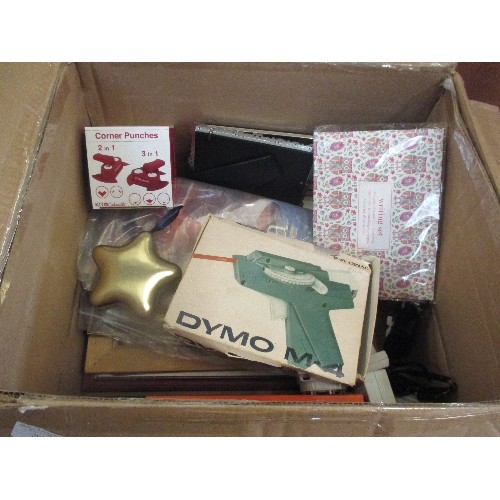 293 - MIXED LOT INCLUDING PICTURE & PHOTO FRAMES, SUNGLASSES, KNITTING NEEDLE CASE, DYMO LABEL MAKER ETC