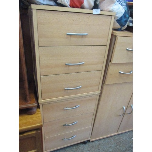 298 - PALE WOOD EFFECT 2 DRAWER AND CUPBOARD UNIT AND A MATCHING PAIR OF THREE DRAWER CHESTS ON CASTORS