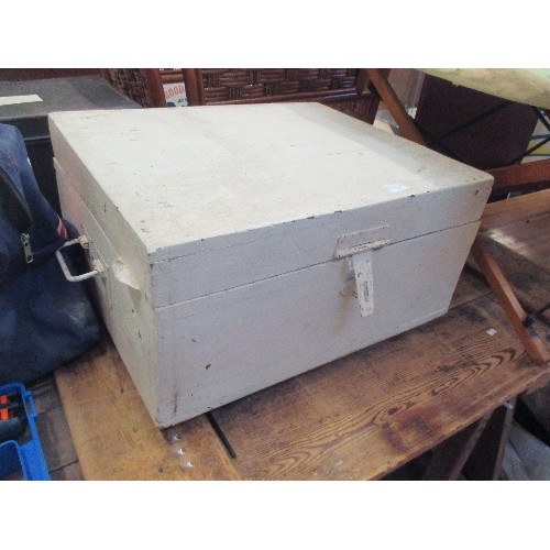 333 - VINTAGE PINE TRUNK WITH METAL CARRYING HANDLES AND A LOCK