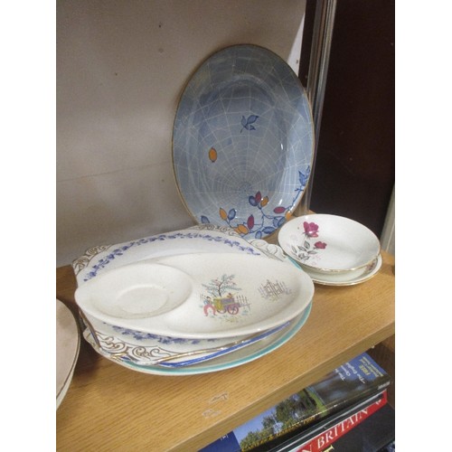 380 - TWO SHELVES OF VINTAGE CHINA INC A MASONS FRUIT BASKET PLATE, AN UNUSUAL WOOD & SONS SPIDER WEB DISH... 