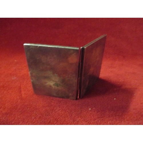 25 - A 925 SILVER MINIATURE FOLDING PHOTOGRAPH FRAME - OPENS OUT TO 8CM X 5CM - 43 GRAMS