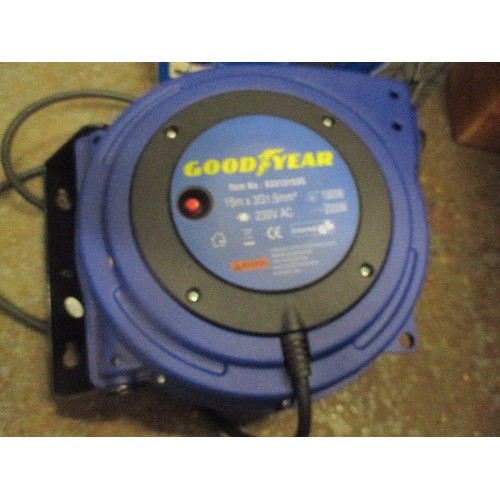 355 - PROFESSIONAL CABLE REEL BY GOODYEAR