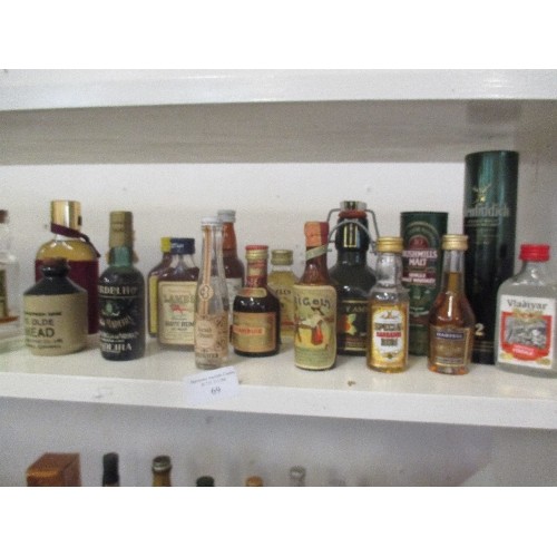 69 - COLLECTION OF MINIATURES. 20 X BOTTLES, MOST STILL SEALED.