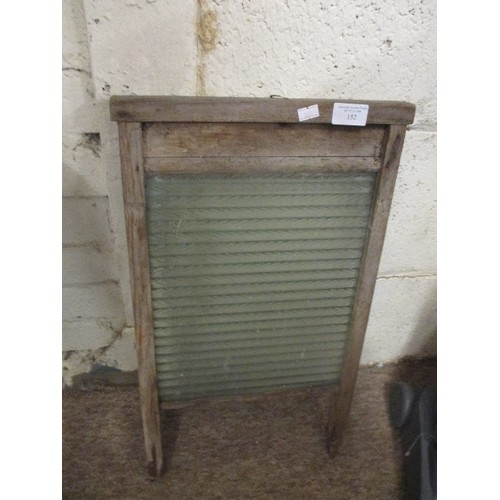 152 - VINTAGE WASHBOARD, GLASS WITH WOODEN FRAME.