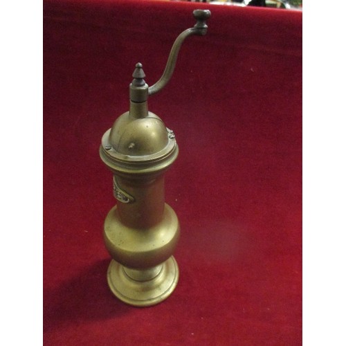 198 - VINTAGE PEPE ITALIAN PEPPERCORN GRINDER. HEAVY BRASS.