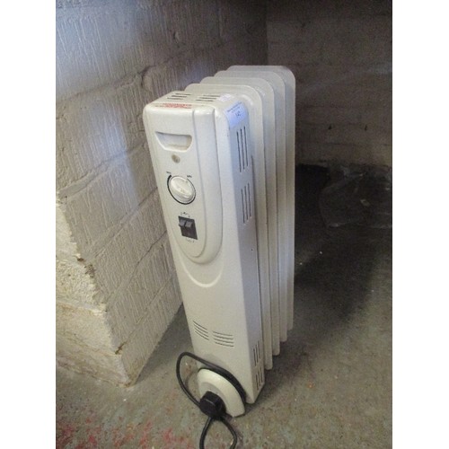 142 - SMALL ELECTRIC RADIATOR.