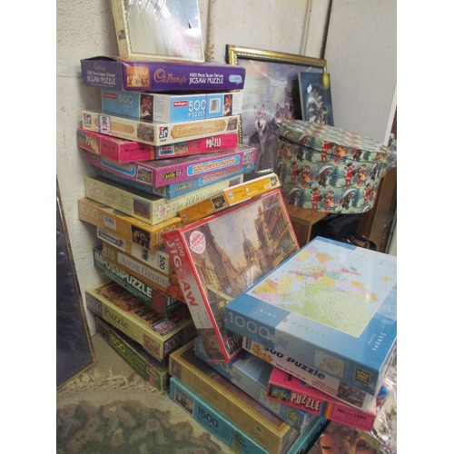 337 - LARGE QUANTITY OF GOOD JIGSAW PUZZLES SOME UP TO 2000 PIECES. INCLUDES 