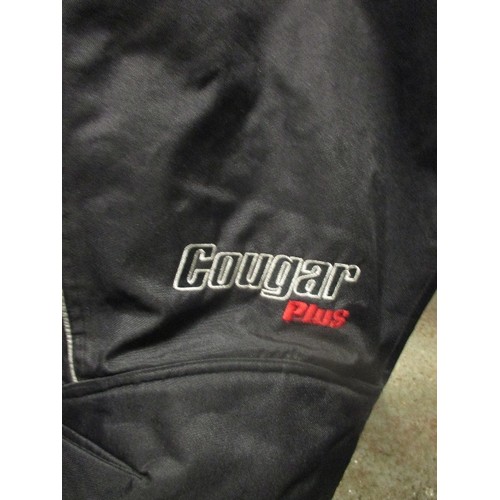 186 - AKITO COUGAR-PLUS PROTECTIVE MOTORCYCLE TROUSERS. SIZE L. NEW CONDITION.