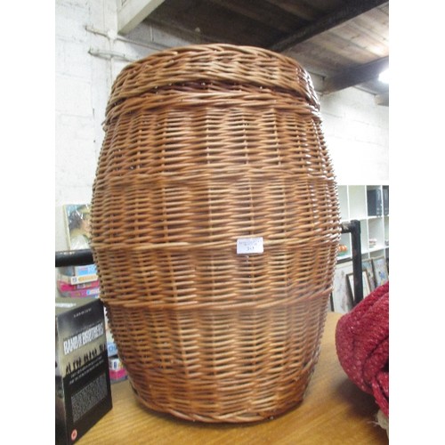 343 - WICKER BARREL SHAPED LAUNDRY BASKET WITH LID