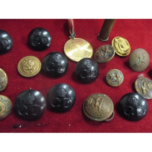 16 - GOOD COLLECTION OF ANTIQUE AND VINTAGE BADGES AND BUTTONS. INCLUDES EAST SUFFOLK CONSTABULARY HELMET... 