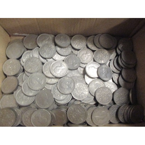 22 - BOX OF ELIZABETH II 1966 TWO SHILLING PIECES - OVER 2 KILOGRAMS WEIGHT