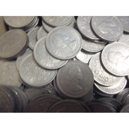 22 - BOX OF ELIZABETH II 1966 TWO SHILLING PIECES - OVER 2 KILOGRAMS WEIGHT