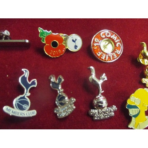 23 - GILT SCOUT MEDAL ON GREEN SASH AND A BOX OF STUDS INC TOTTENHAM HOTSPUR, COMIC RELIEF, RED NOSE DAY ... 