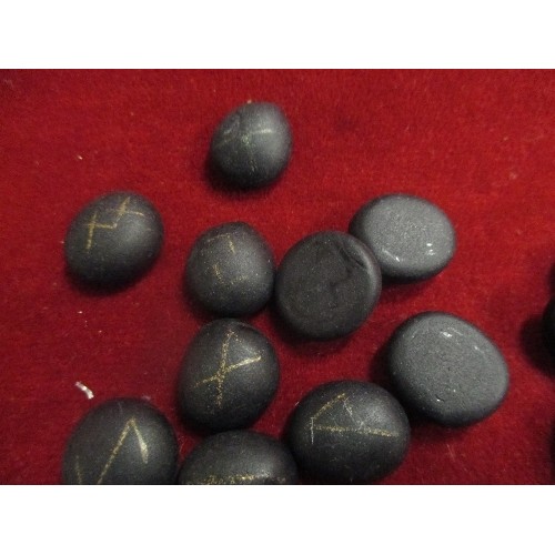 39 - OBSIDIAN STONE RUNE SET IN A BAG - 18 STONES