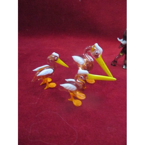 49 - MURANO GLASS MINIATURES COLLECTION. INCLUDES DELIGHTFUL ELEPHANT, GOOSE, AND STORK FAMILIES.