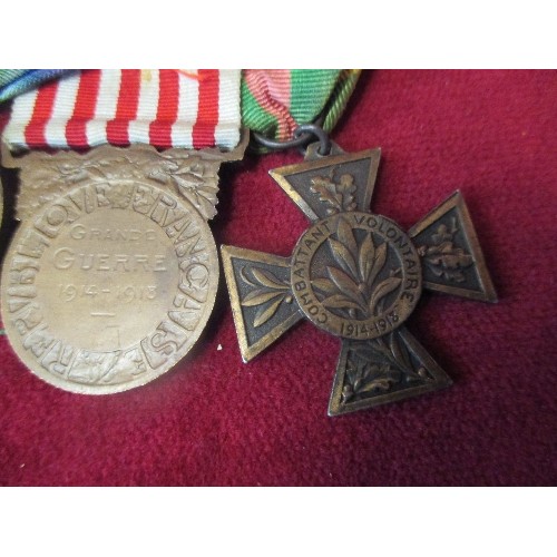 58 - COLLECTION OF FRENCH MEDALS 
WWI Volunteer Combatant’s Cross (Croix du Combattant Volontaire), 1914-... 