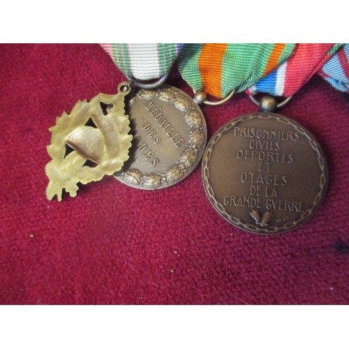 58 - COLLECTION OF FRENCH MEDALS 
WWI Volunteer Combatant’s Cross (Croix du Combattant Volontaire), 1914-... 