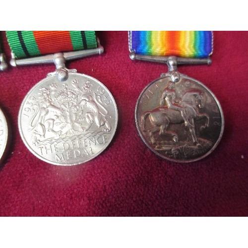 59 - COLLECTION OF WWI & WWII MEDALS
2 WWI British War Silver Medal 1914-1918 GeorgeV
ISSUED TO 
144016 G... 